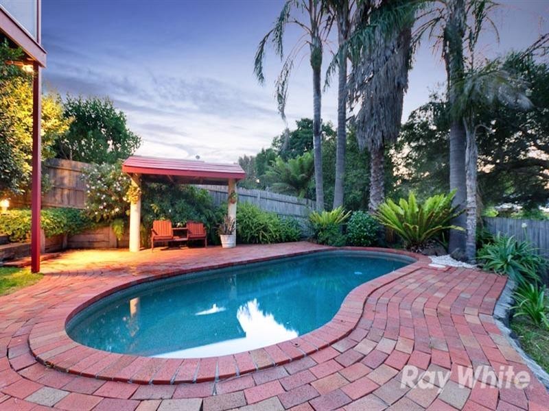 137 Somerset Drive, Mount Martha VIC 3934