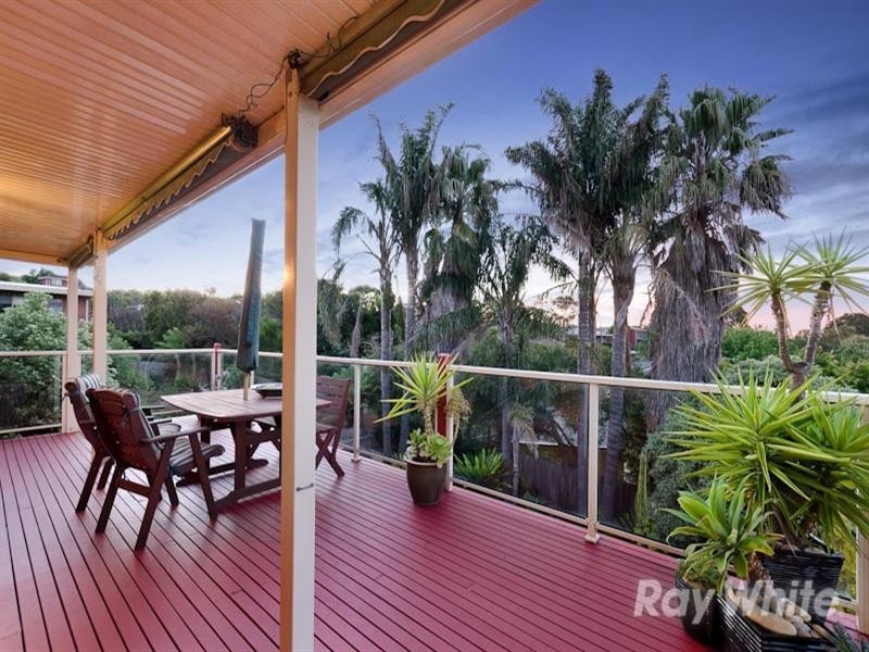 137 Somerset Drive, Mount Martha VIC 3934