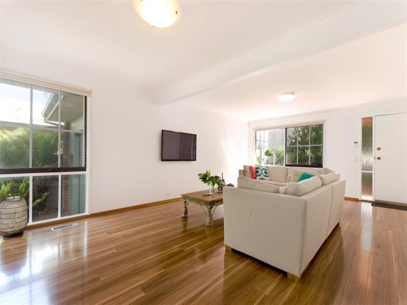 24 View Street, Mornington VIC 3931