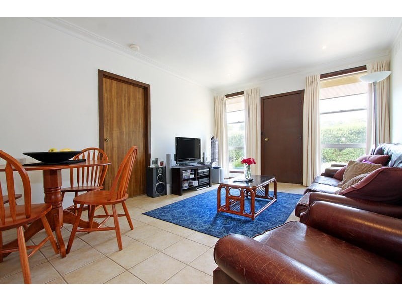 2/56 Venice Street, Mornington VIC 3931