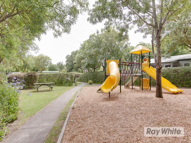 165/98 Bungower Road, Mornington VIC 3931