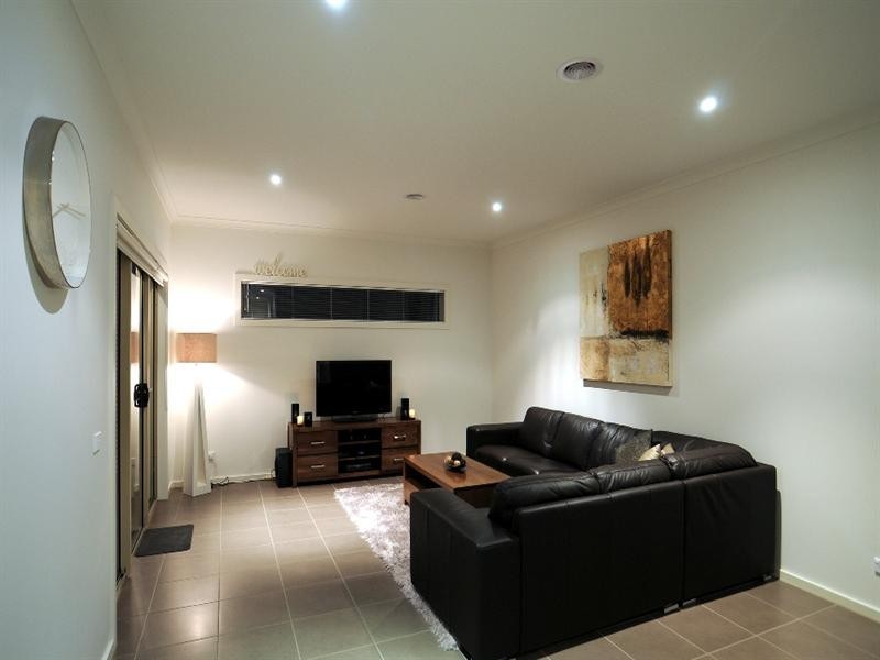 2/239 Dunns Road, Mornington VIC 3931