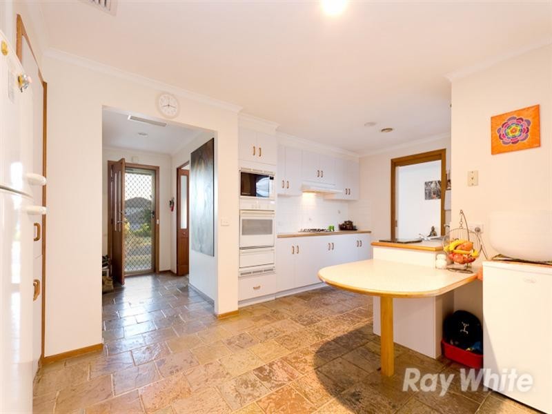 73 Wensleydale Drive, Mornington VIC 3931