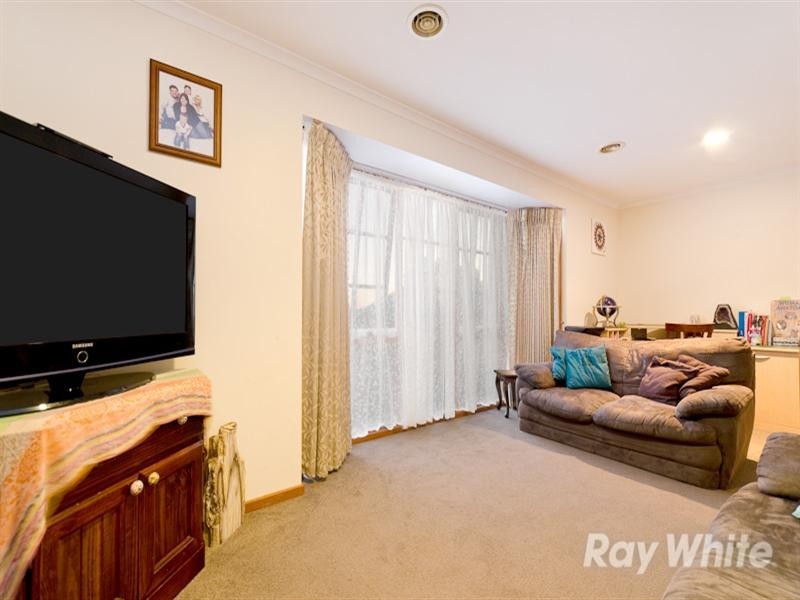 73 Wensleydale Drive, Mornington VIC 3931