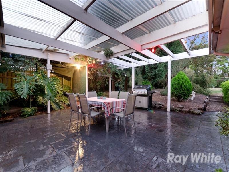 73 Wensleydale Drive, Mornington VIC 3931
