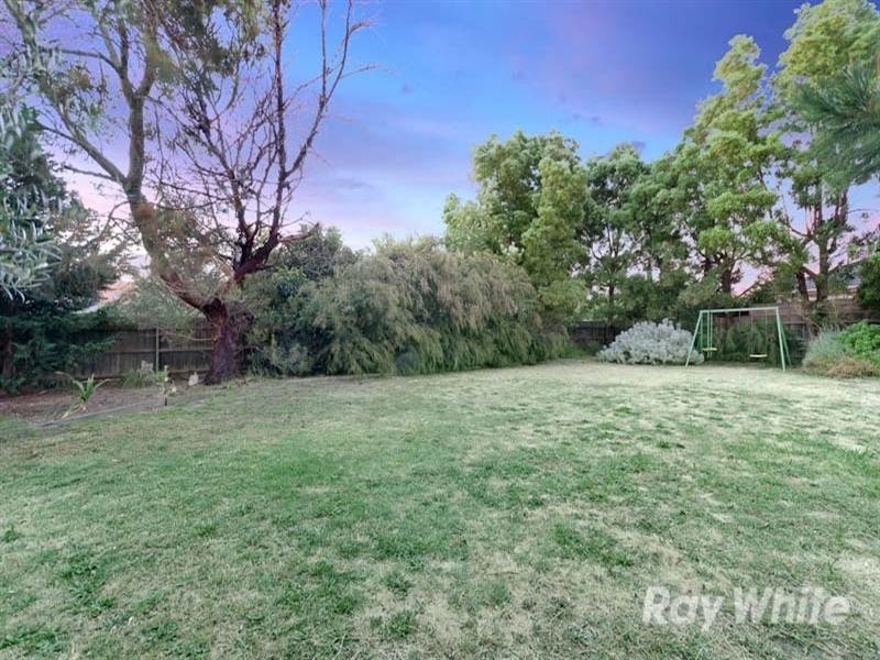 73 Wensleydale Drive, Mornington VIC 3931