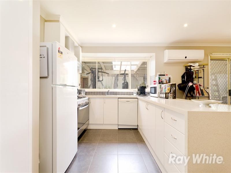 24 Wensleydale Drive, Mornington VIC 3931