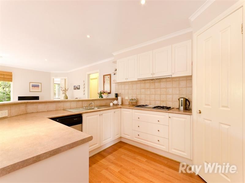 3 Pinot Place, Mount Martha VIC 3934