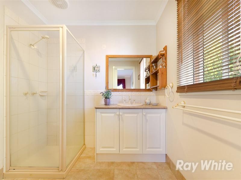 3 Pinot Place, Mount Martha VIC 3934