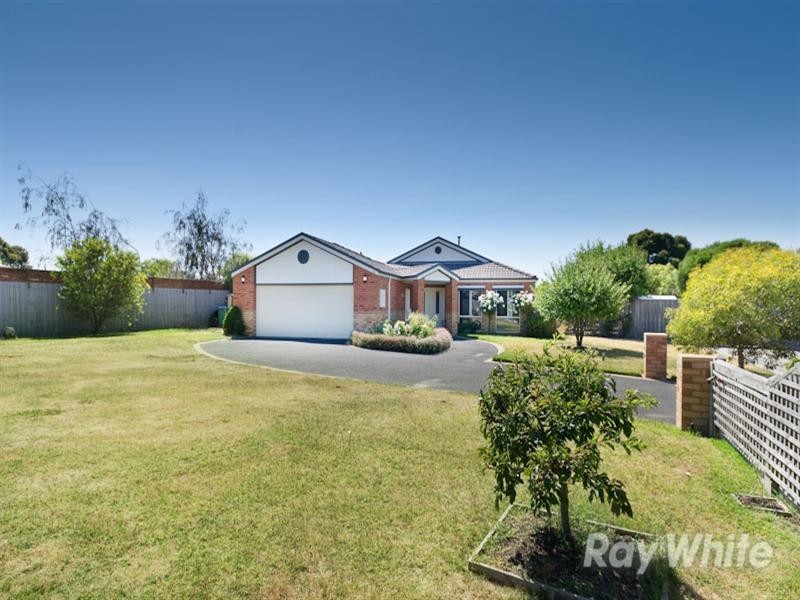 3 Pinot Place, Mount Martha VIC 3934