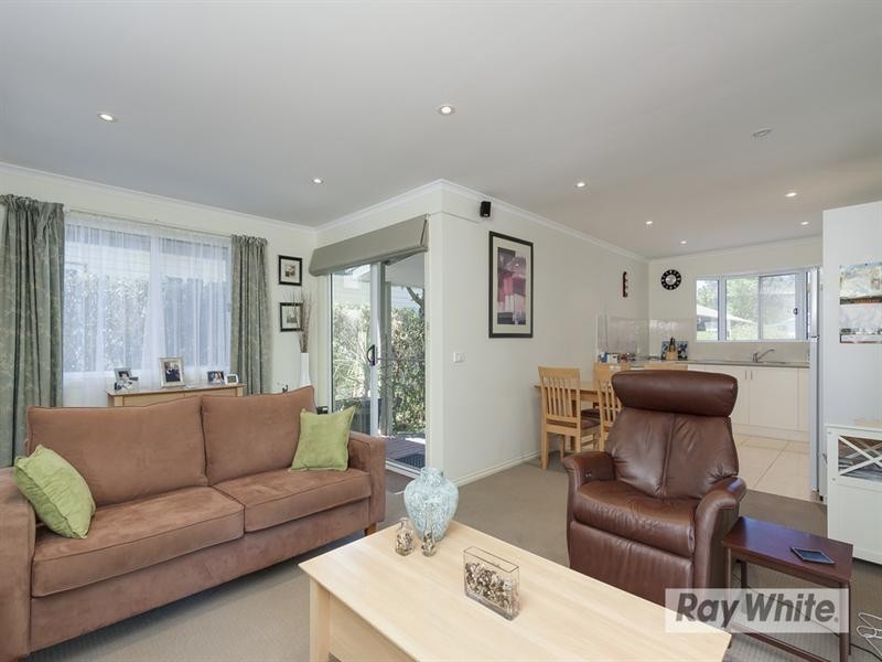 33/98 Bungower Road, Mornington VIC 3931