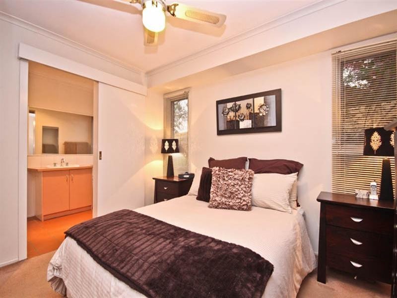 120 Clarendon Drive, Somerville VIC 3912