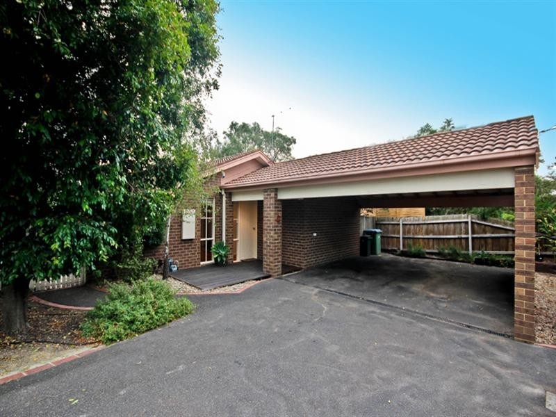 120 Clarendon Drive, Somerville VIC 3912