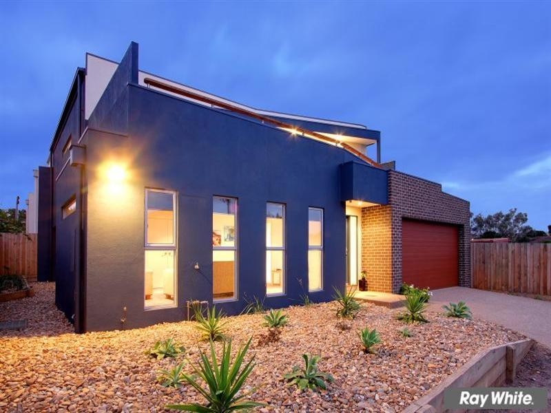 7 Sailing Lane, Mornington VIC 3931