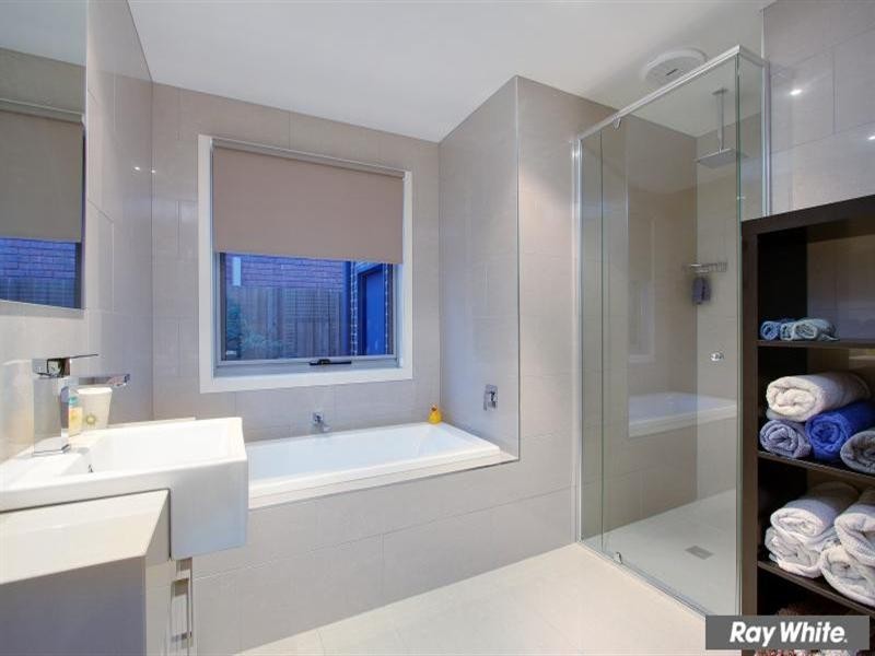 7 Sailing Lane, Mornington VIC 3931