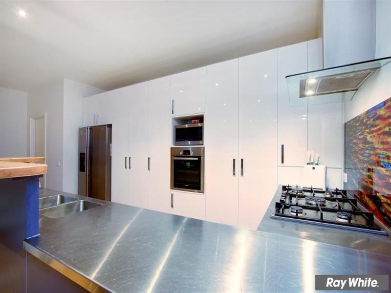 7 Sailing Lane, Mornington VIC 3931