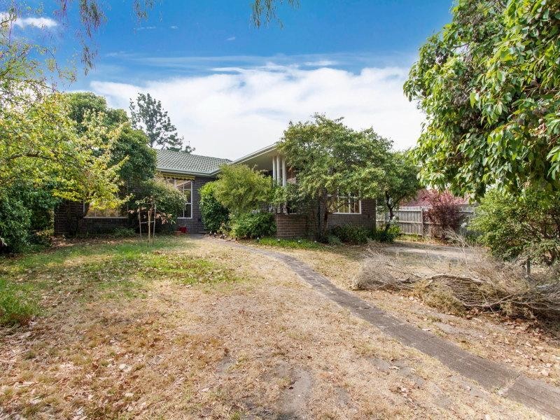 45 Carnoustie Grove, Mornington VIC 3931