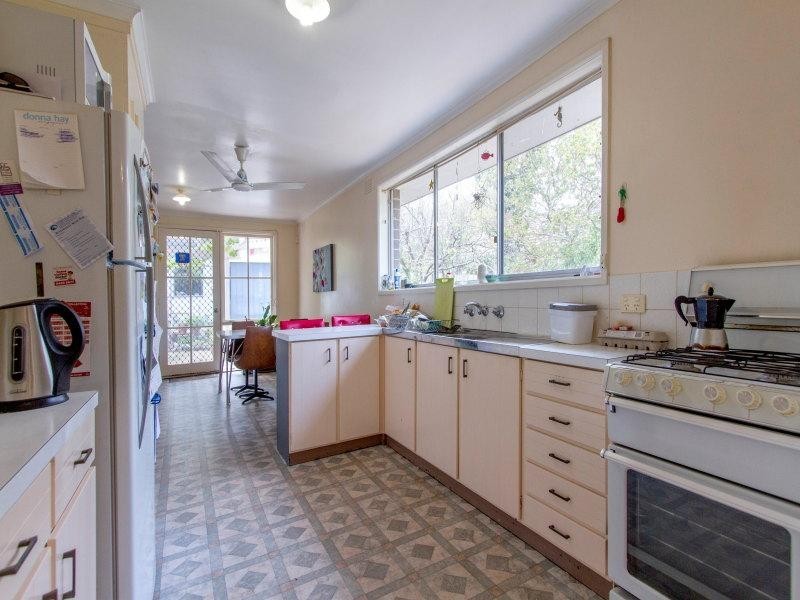 45 Carnoustie Grove, Mornington VIC 3931