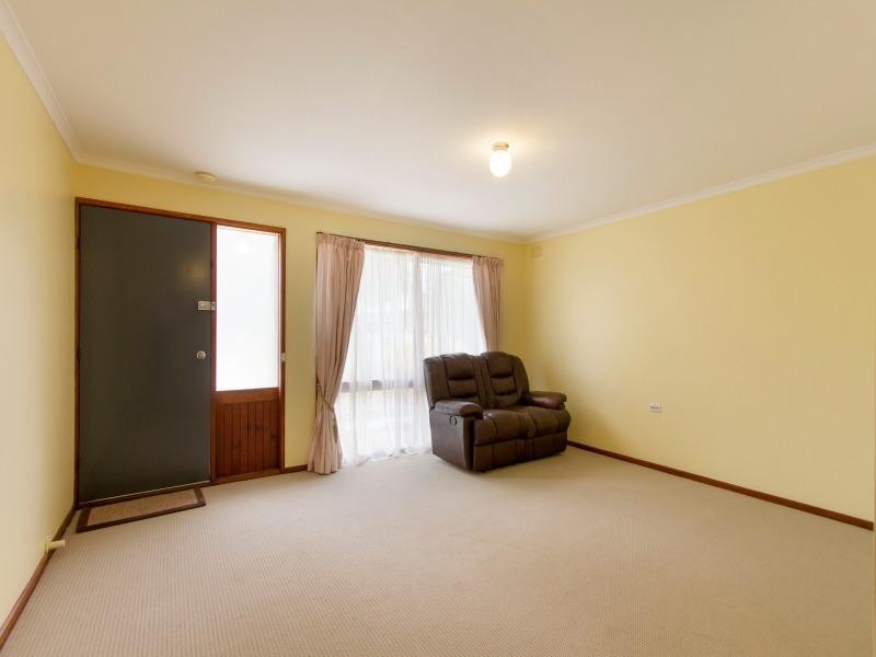 8 Elanora Court, Mornington VIC 3931