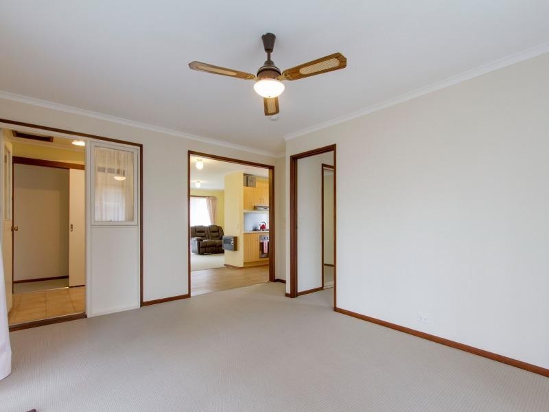 8 Elanora Court, Mornington VIC 3931