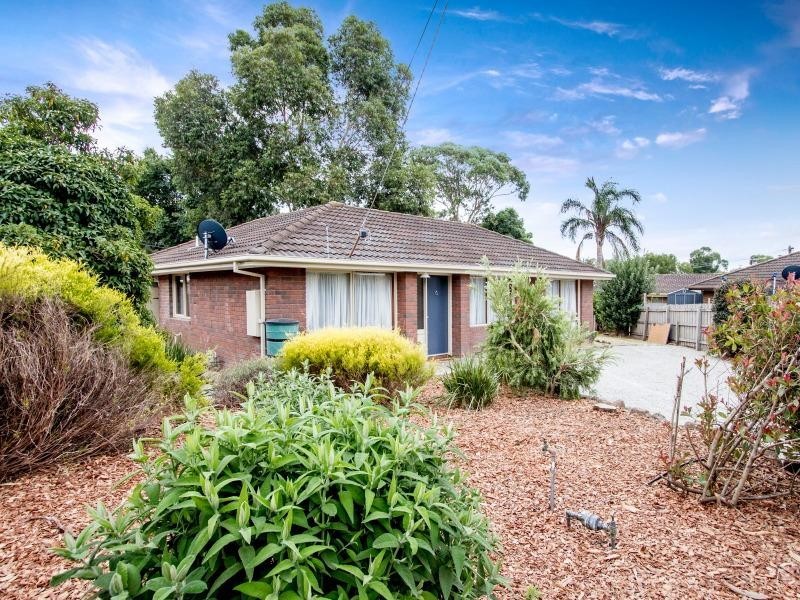 8 Elanora Court, Mornington VIC 3931