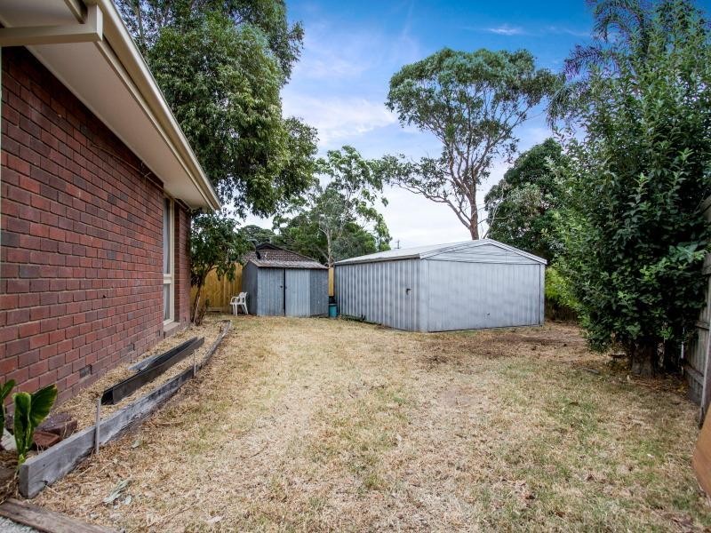 8 Elanora Court, Mornington VIC 3931