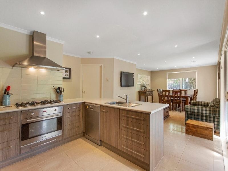 14 Fay Court, Somerville VIC 3912