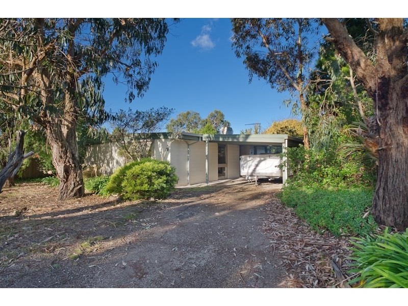 6 Nirringa Court, Mount Martha VIC 3934