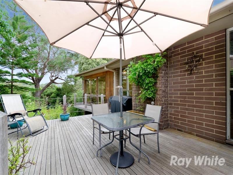 54 Fleetwood Crescent, Frankston South VIC 3199