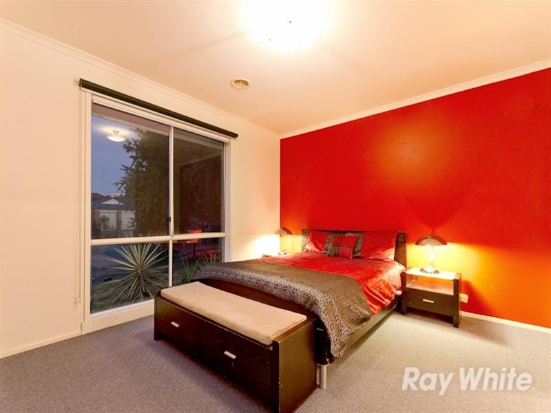 23 Dorothy Crescent, Mornington VIC 3931