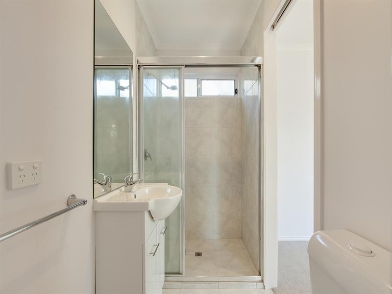 112/98 Bungower Road, Mornington VIC 3931