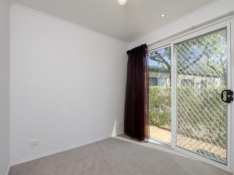 112/98 Bungower Road, Mornington VIC 3931