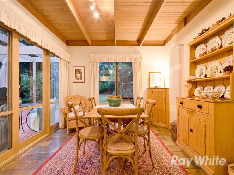 558 Esplanade, Mount Martha VIC 3934