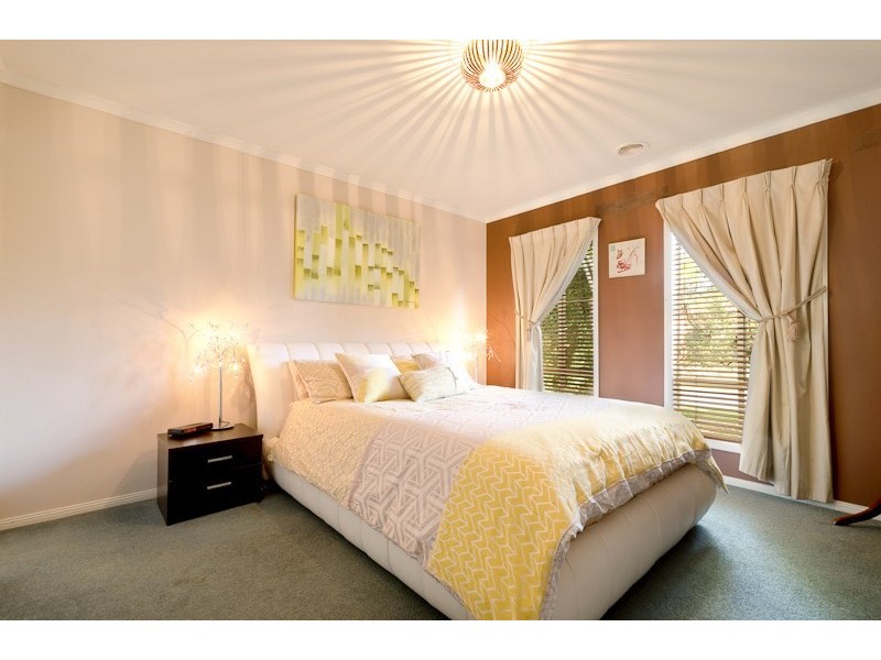 22 Waltham Drive, Mornington VIC 3931