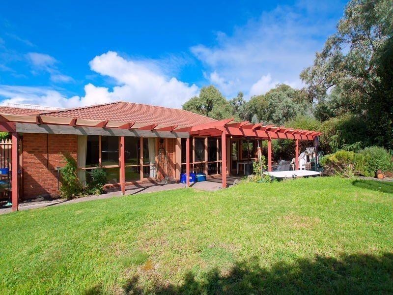 4 Banksia Court, Langwarrin VIC 3910