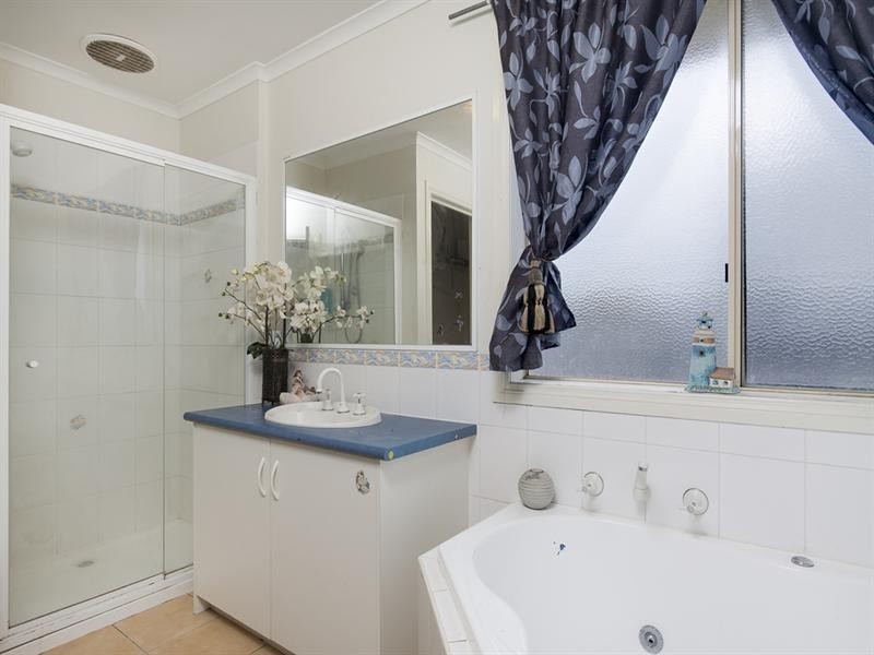 85 St Mitchell Circuit, Mornington VIC 3931