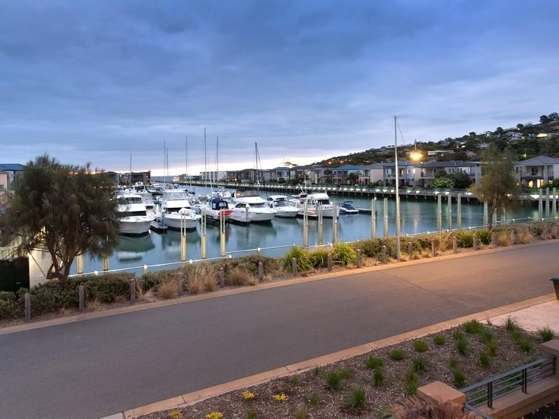 108a Seaview Avenue, Safety Beach VIC 3936