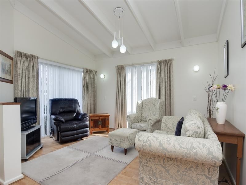 58/98 Bungower Road, Mornington VIC 3931