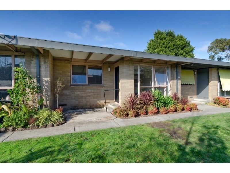 2/18 Separation Street, Mornington VIC 3931