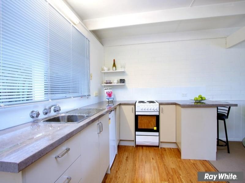 2/18 Separation Street, Mornington VIC 3931