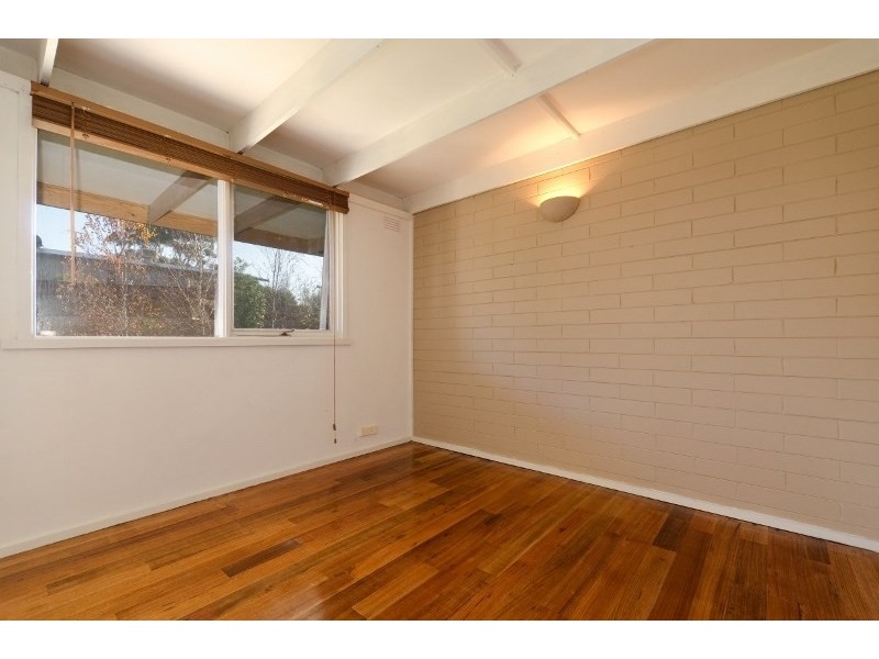 2/18 Separation Street, Mornington VIC 3931