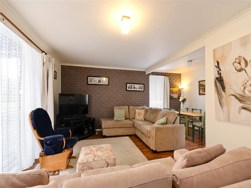 24 Wandella Drive, Mornington VIC 3931