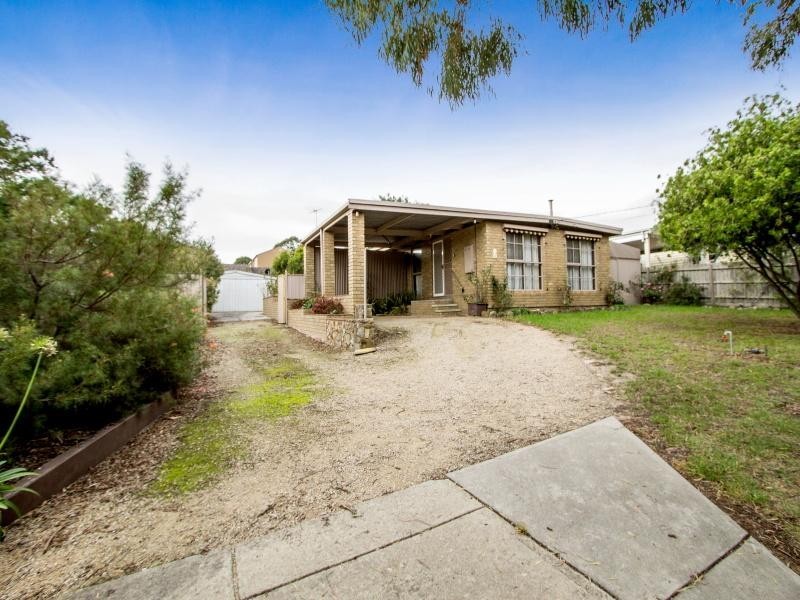 100 Herbert Street, Mornington VIC 3931