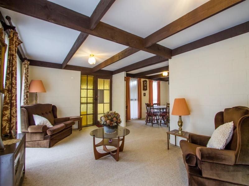 100 Herbert Street, Mornington VIC 3931