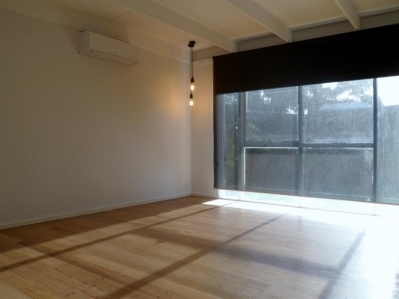 3/18 Separation Street, Mornington VIC 3931