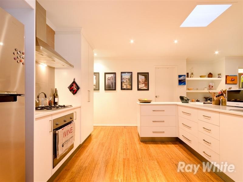 16 Bentons Road, Mount Martha VIC 3934