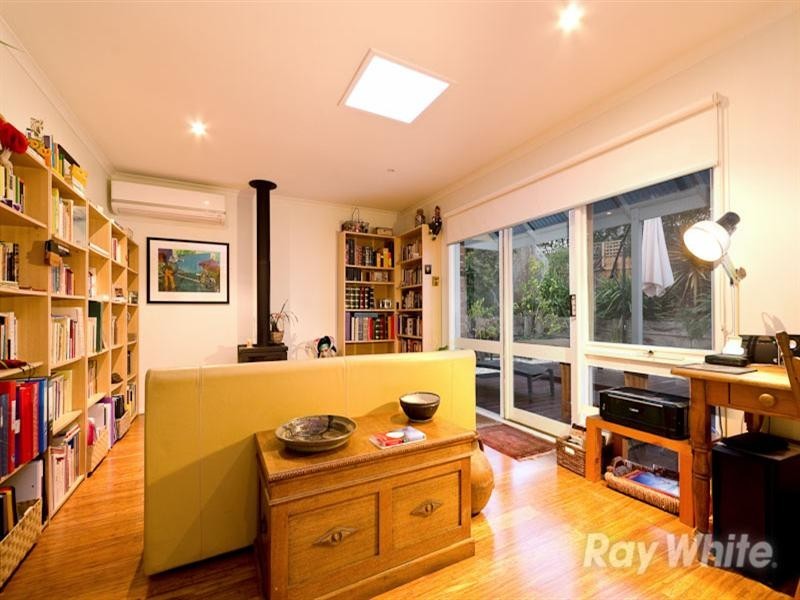 16 Bentons Road, Mount Martha VIC 3934