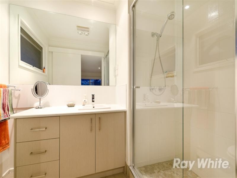 16 Bentons Road, Mount Martha VIC 3934