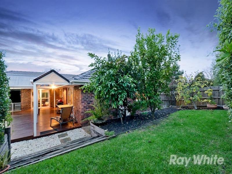 16 Bentons Road, Mount Martha VIC 3934