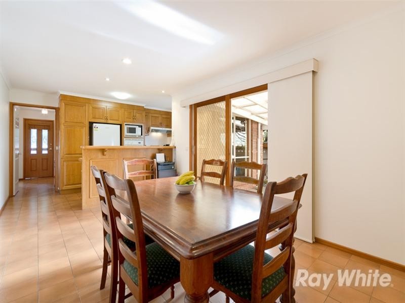 1 Clarendon Drive, Somerville VIC 3912
